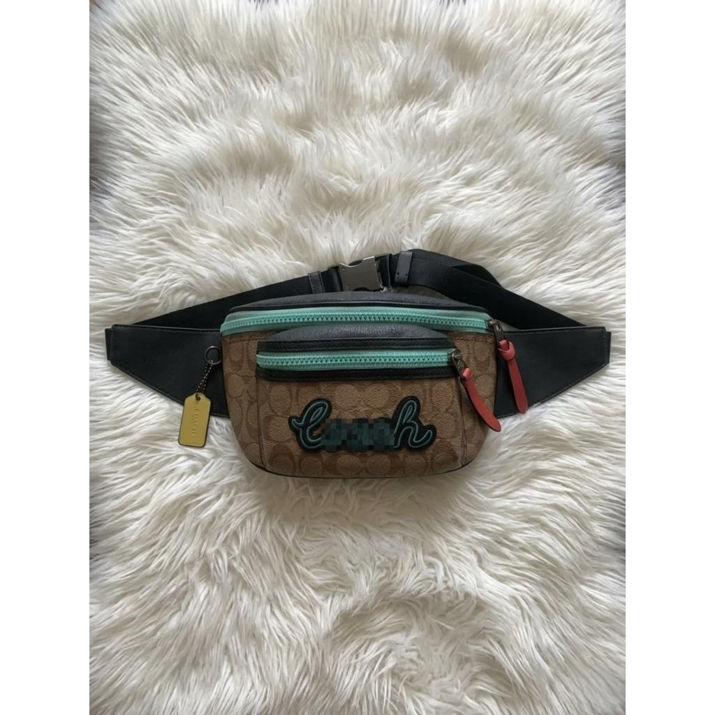 Preloved Tas Pinggang Pria CoachHh Waist Bag ORI