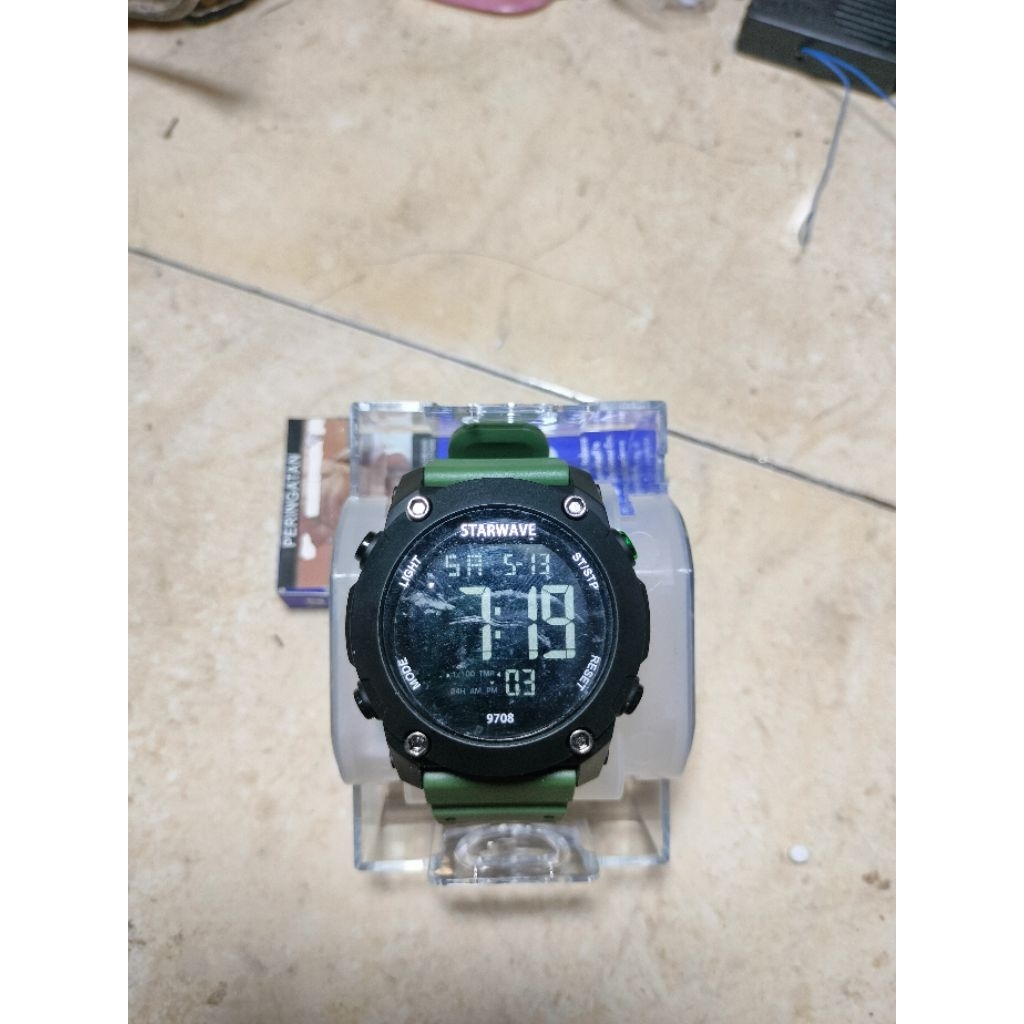 jam tangan digital bulat