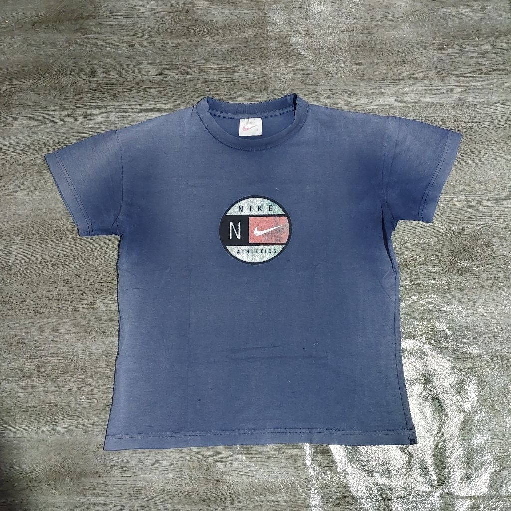 Tshirt Nike Athletics Vintage 90s