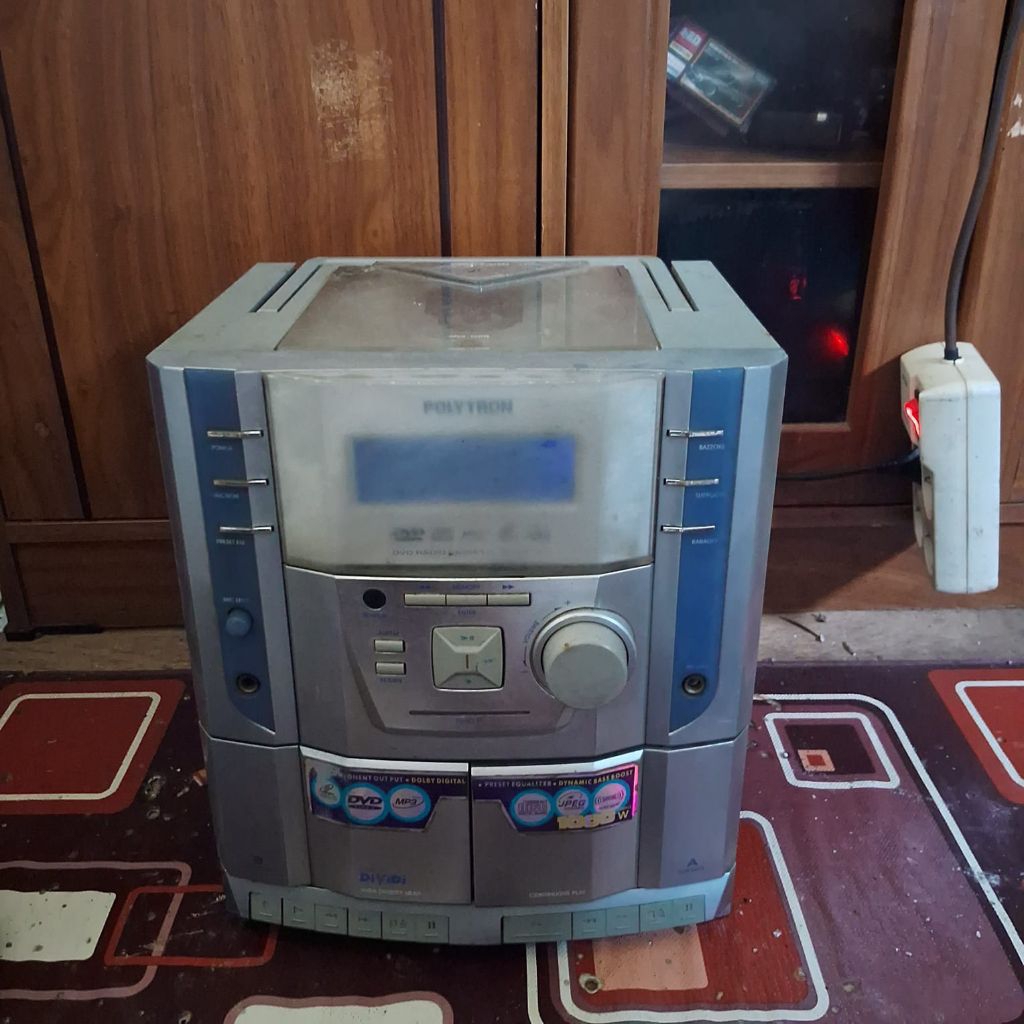 polytron radio tape jadul