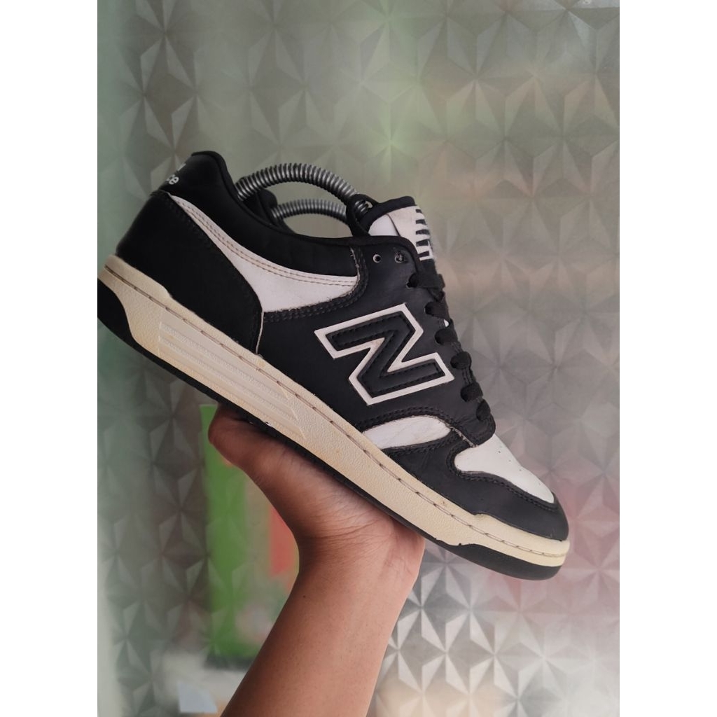 sepatu original new balance SZ 42 second bekas preloved