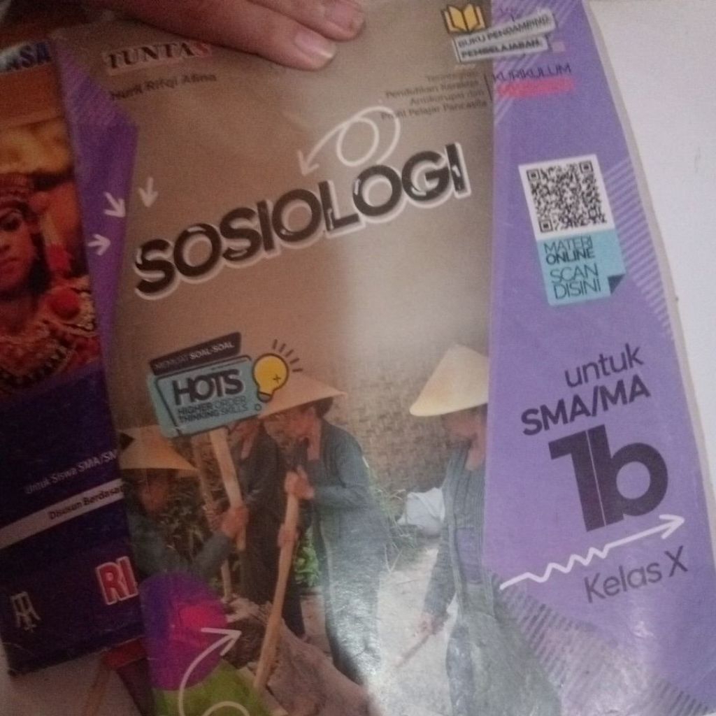 LKS sosiologi kelas 10 semester 2 kurikulum merdeka