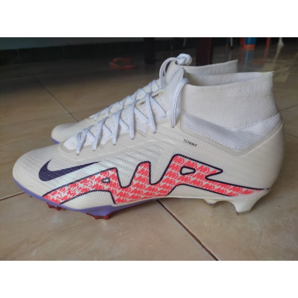Sepatu Bola Nike Mercurial Superfly 9 Size 45 DJ4977-101 Insole 290 Mulus Second Ori