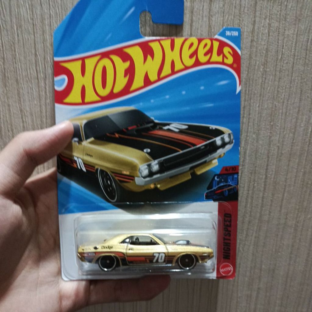 Hotwheels Dodge Hemi Challenger