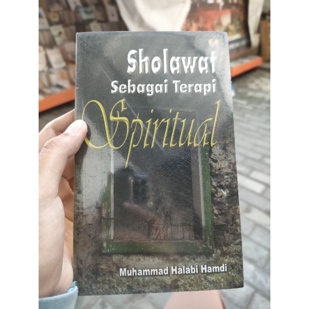 Buku sholawat sebagai terapi Spiritual
