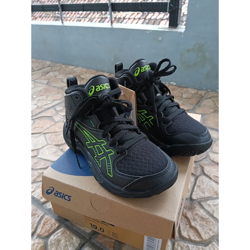 Sepatu basket anak asics dunkshoot MB10