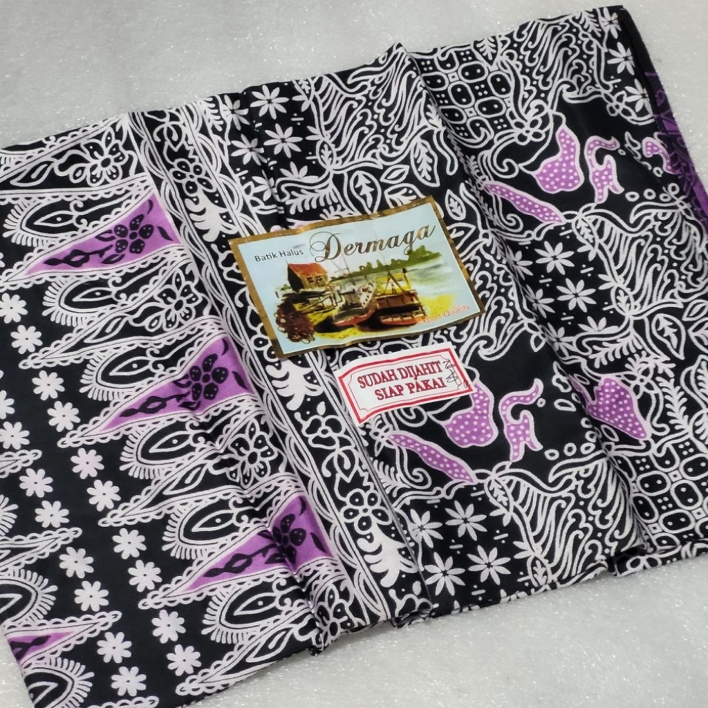 Kain Sarung Recak Dermaga / Kain Sarung Wanita