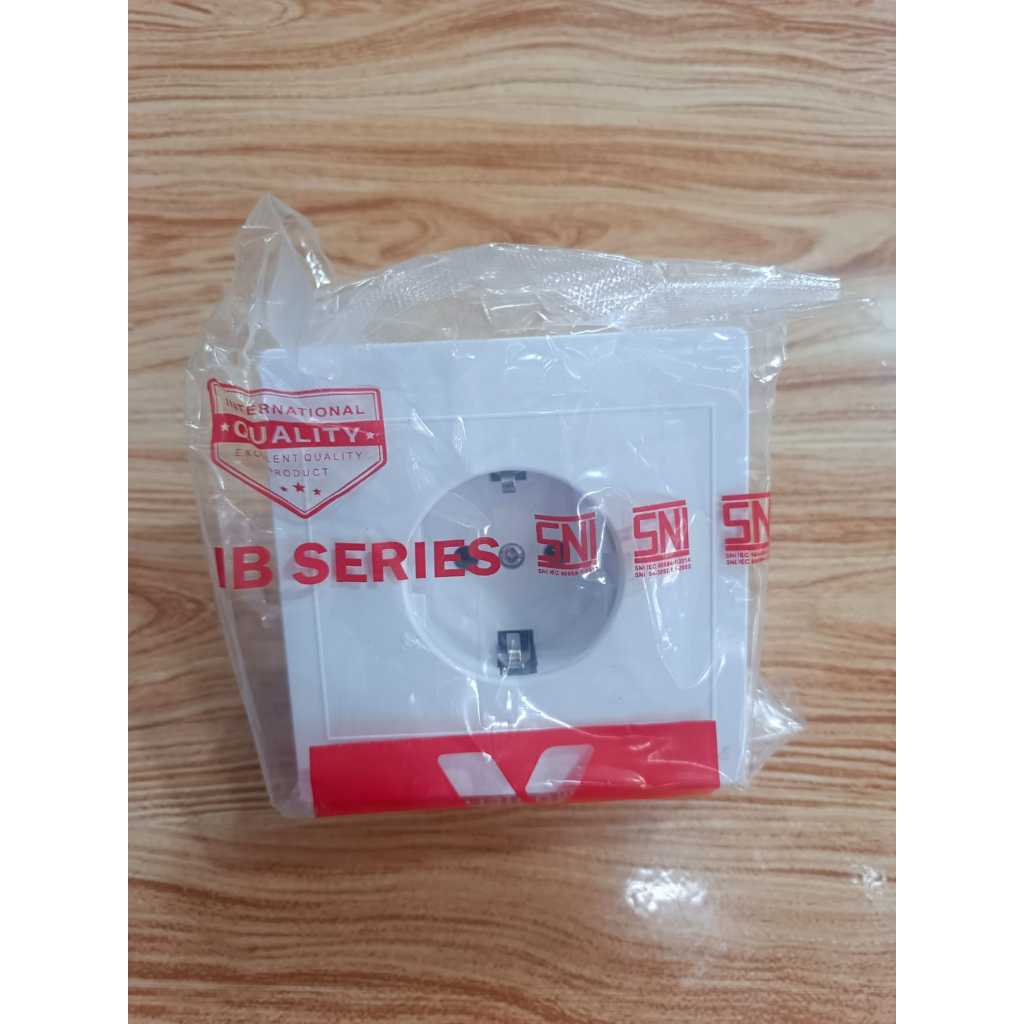 SAKLAR VISICOM / PUSH ON IB ENGKEL SERI STOP KONTAK TRIPLE ENGKEL STOP SNI