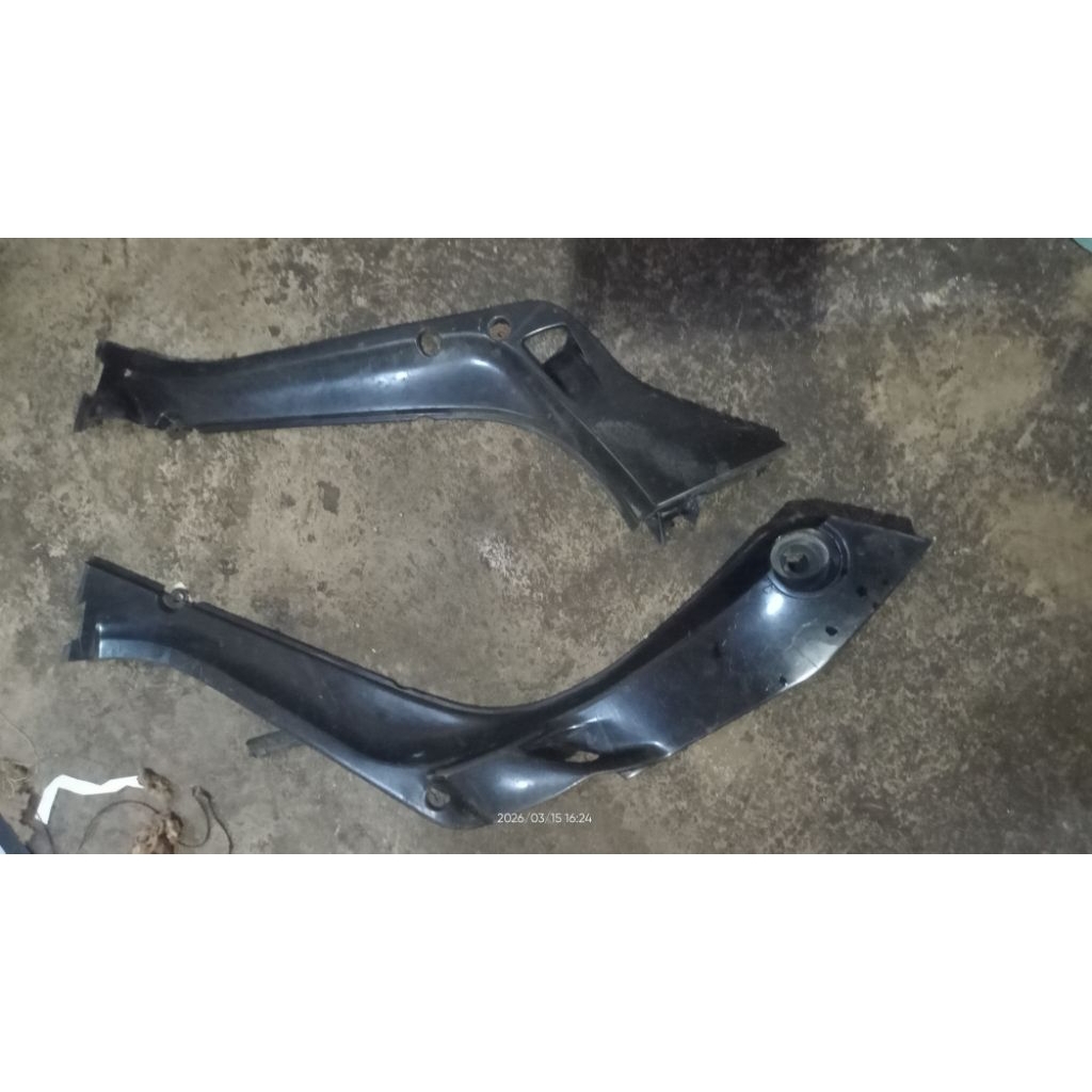 sayap dalam Kaze/r original