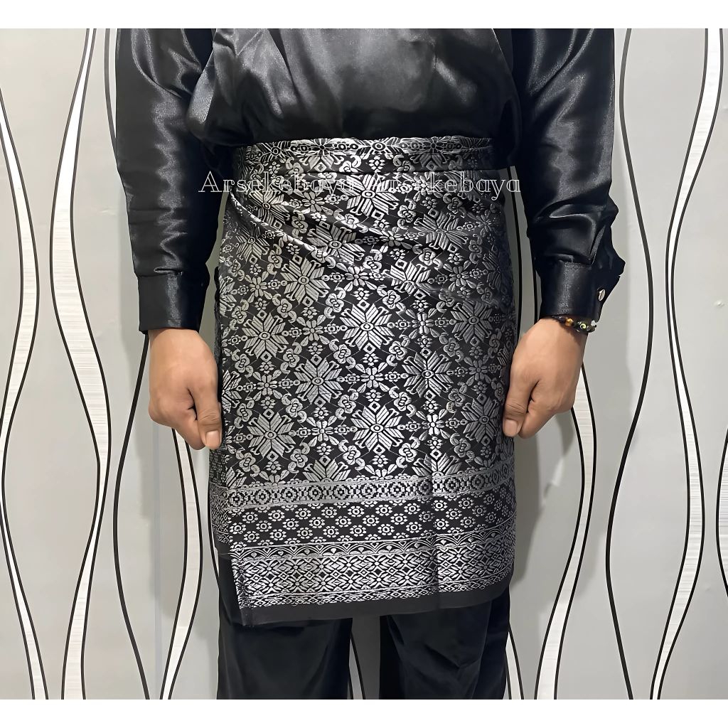 Songket samping melayu // rumpak melayu // kain songket samping melayu // songket bapak // songket p