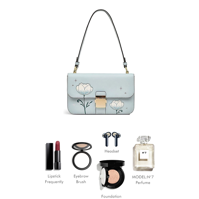 Tas Bahu HR Berwarna Hijau Mint dengan Bordir Bunga, Desain Berbahan Seni Elegan