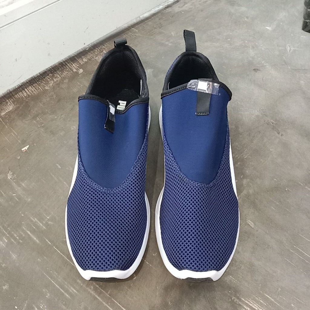 SEPATU ST TRAINER EVO V2 SLIP ON