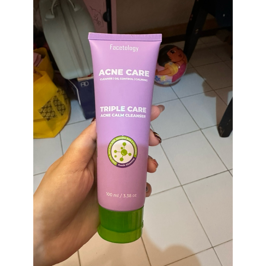 preloved facetology facial wash dan sunscreen acne