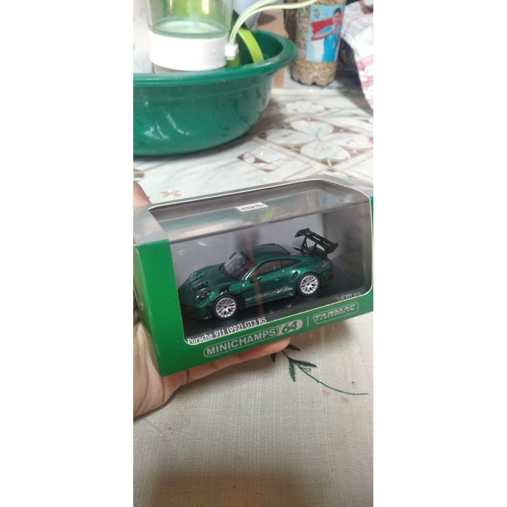 Minichamp x Tarmac Porsche 911 GT3 RS green