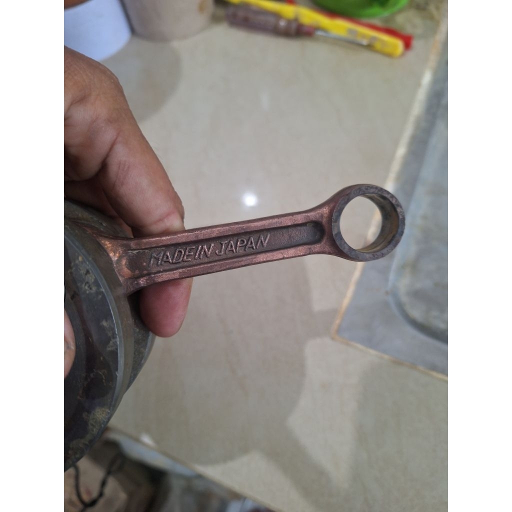 kruk as kur as kro as kor as cranshaft poros engkol yamaha f1zr full clutch fisr nos japan