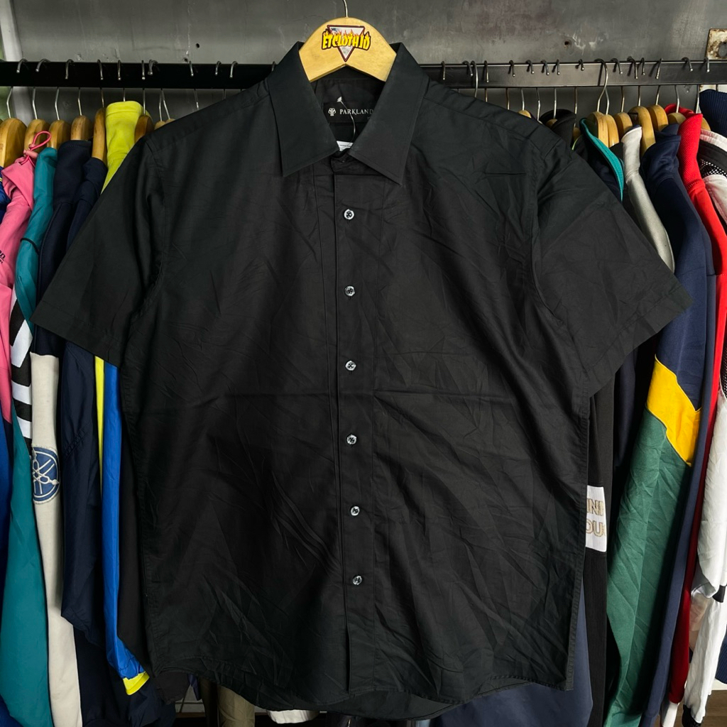 Kemeja Parkland Hitam short