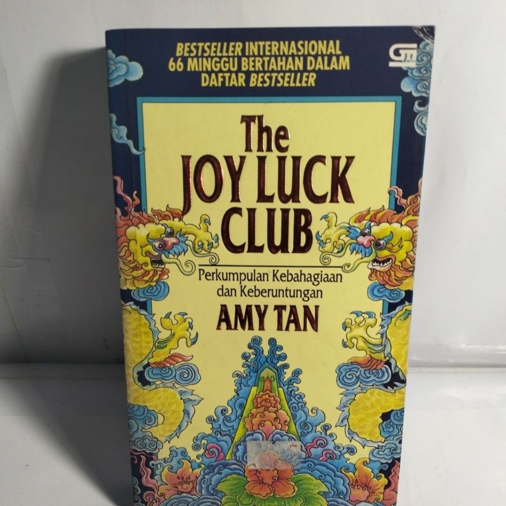 NOVEL THE JOY LUCK CLUB Perkumpulan Kebahagiaan dan keberuntungan