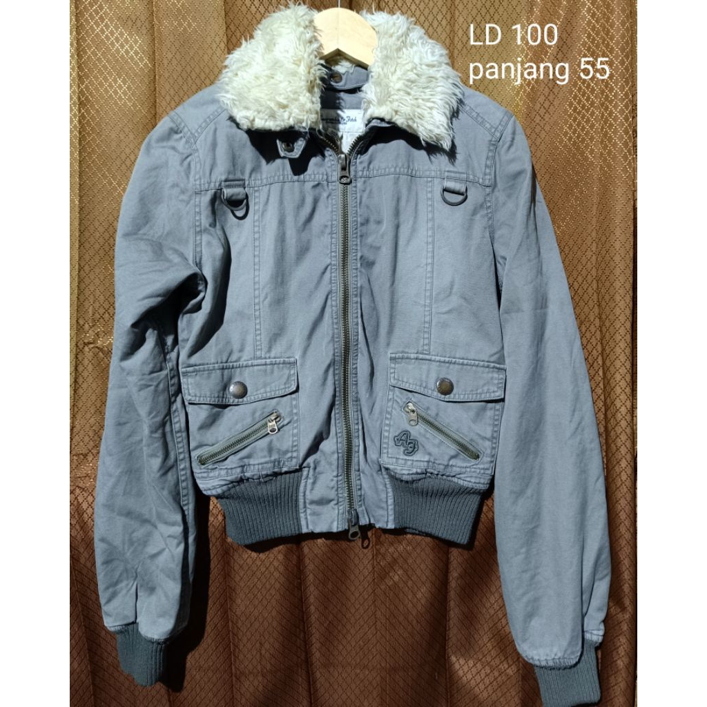 jaket vintage army jaket bomber vintage army jaket vintage kerah bulu army jaket winter vintage army