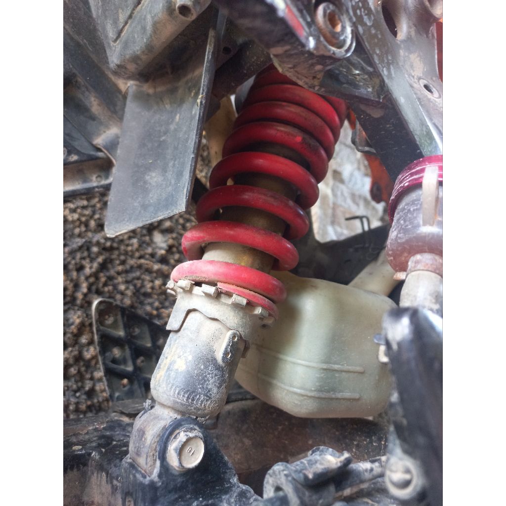 Shock belakang cbr old