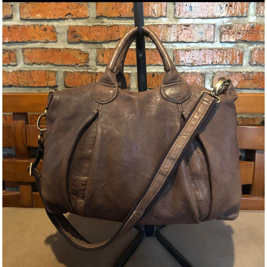 tas selempang perempuan kulit asli DAAD coklat preloved