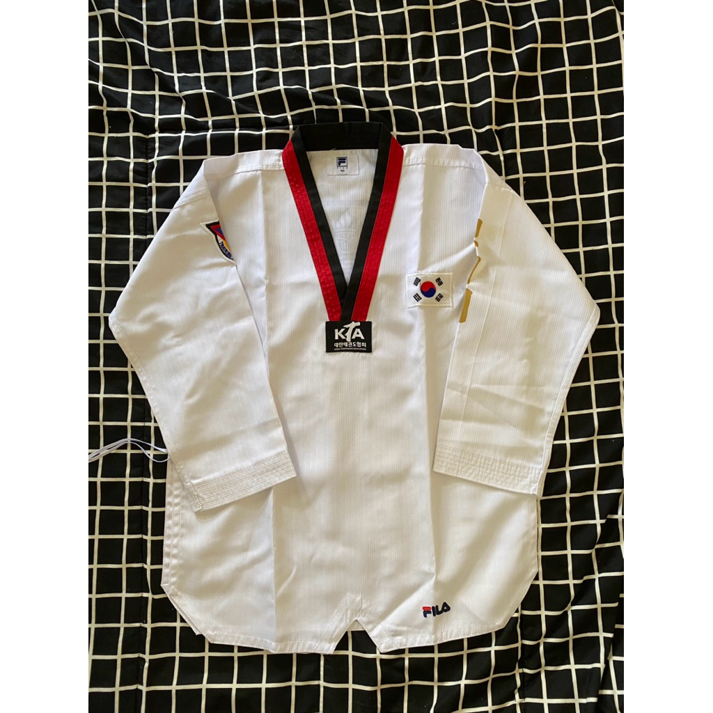 Baju Taekwondo Dobok Fila Original size 160 kerah merah poem