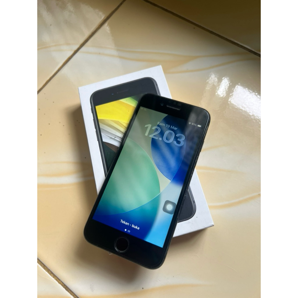 Iphone second SE 2020/128 Gb (Ibox)