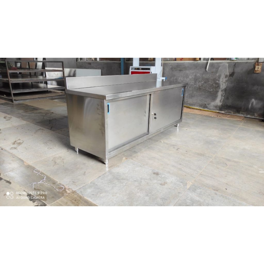 Meja kabinet stainlees steel /meja kabinet dapur