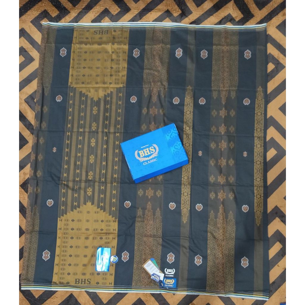 SARUNG BHS CLASSIC JGN HITAM COKLAT GOLD