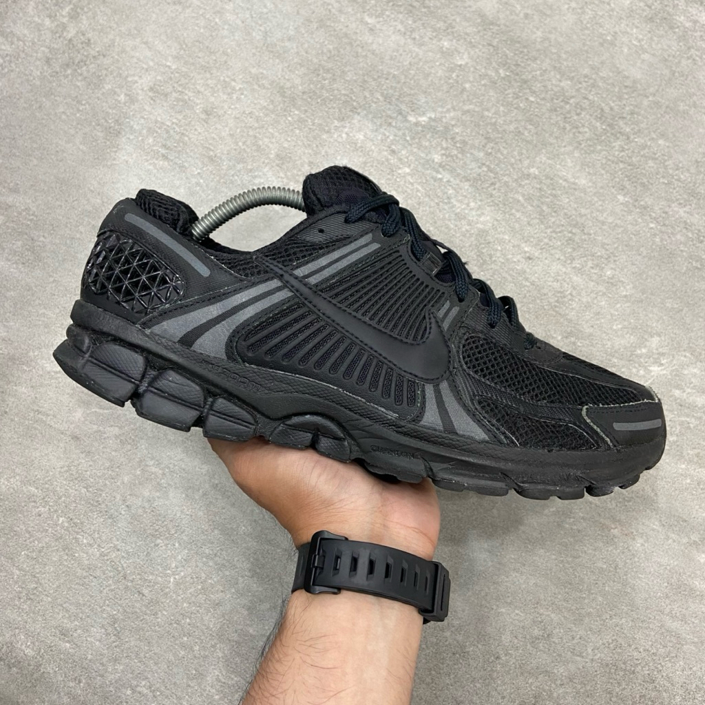 [Size 44] Nike Air Zoom Vomero 5 ‘Triple Black’ (BV1358-003) Second Original Kondisi Mulus Nominus. 