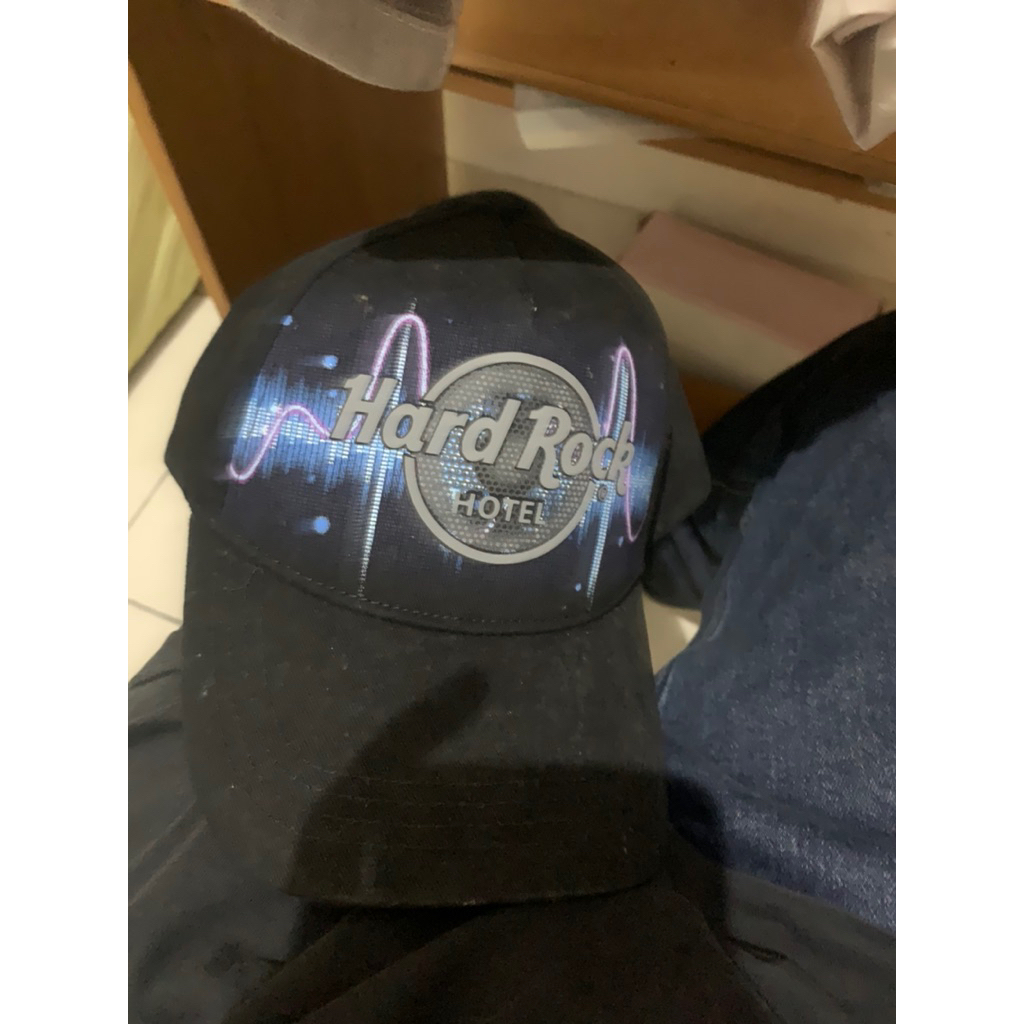 Topi hard rock bali
