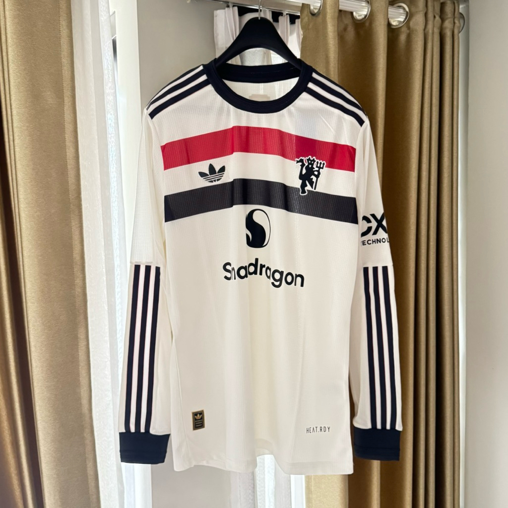 ManUtd Third 2024 pi