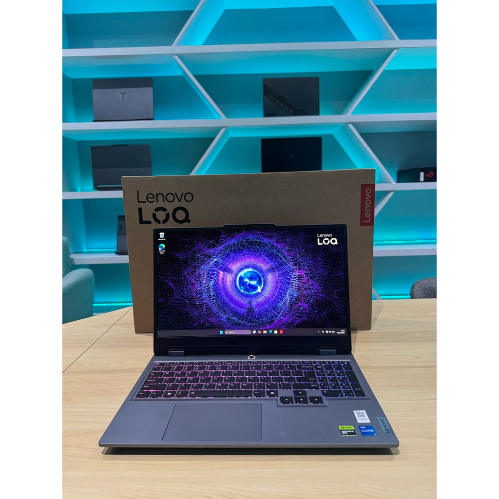 Laptop Gaming Lenovo LOQ 15IRX9 RTX 4050