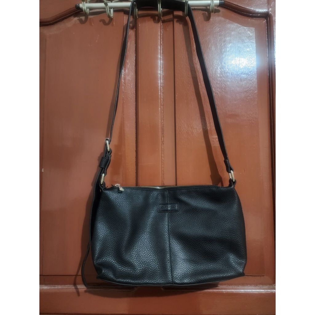 Tas Wanita Selempang Sling Bag Wanita Gabino ORI- Preloved