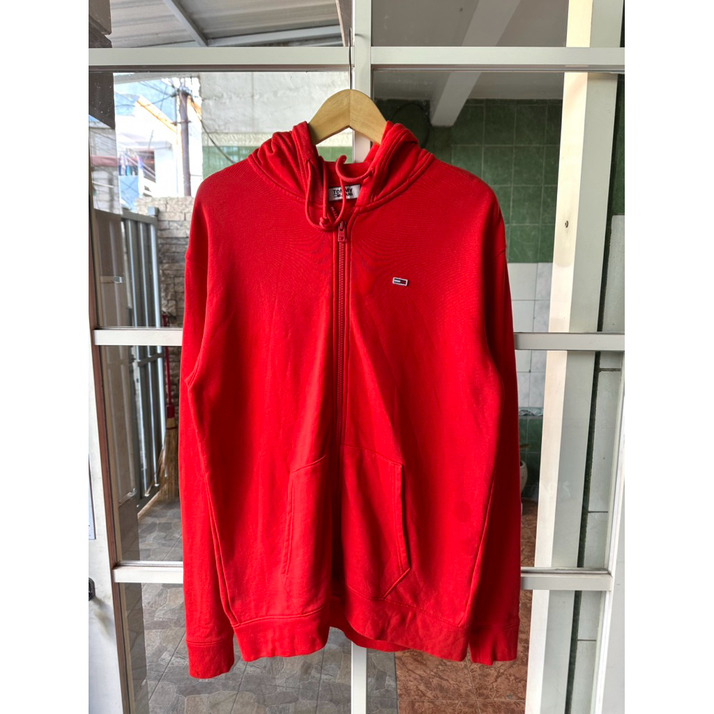 Zipper Hoodie Tommy merah by request