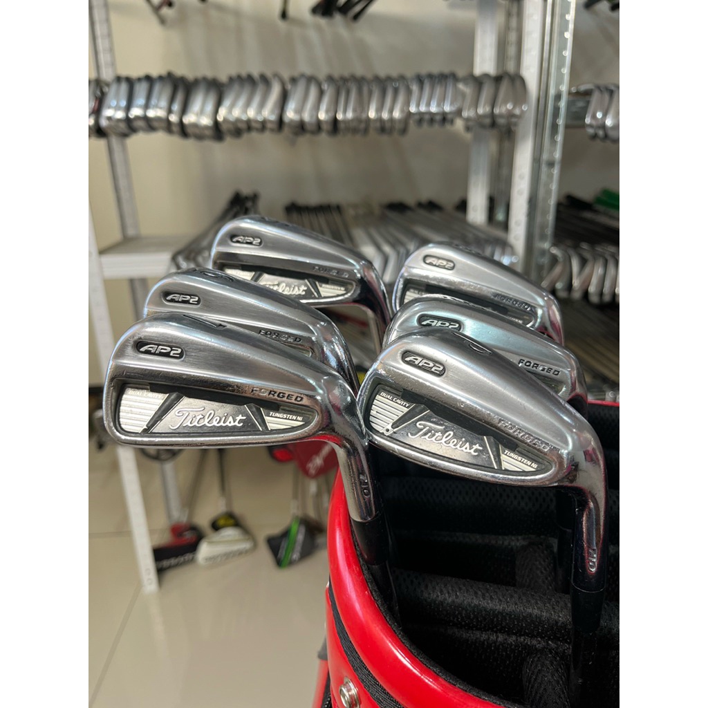 Iron set 5-P Titleist AP2 710