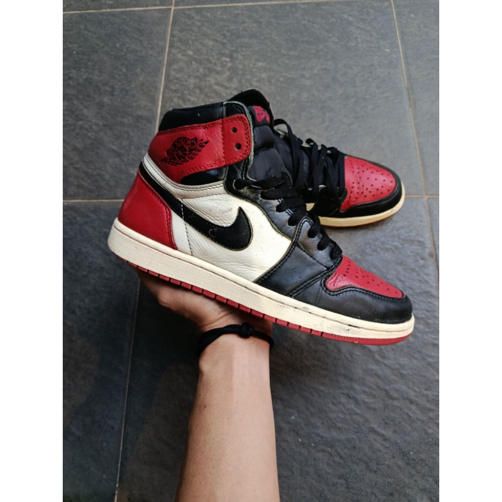 AJ1 bred toe