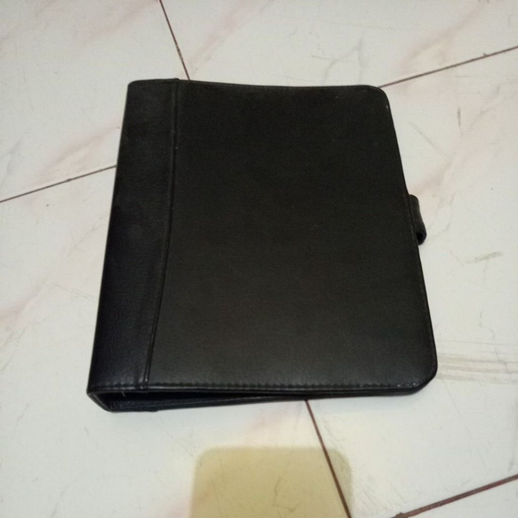 Binder buku organizer kertas A4 6 lubang kulit