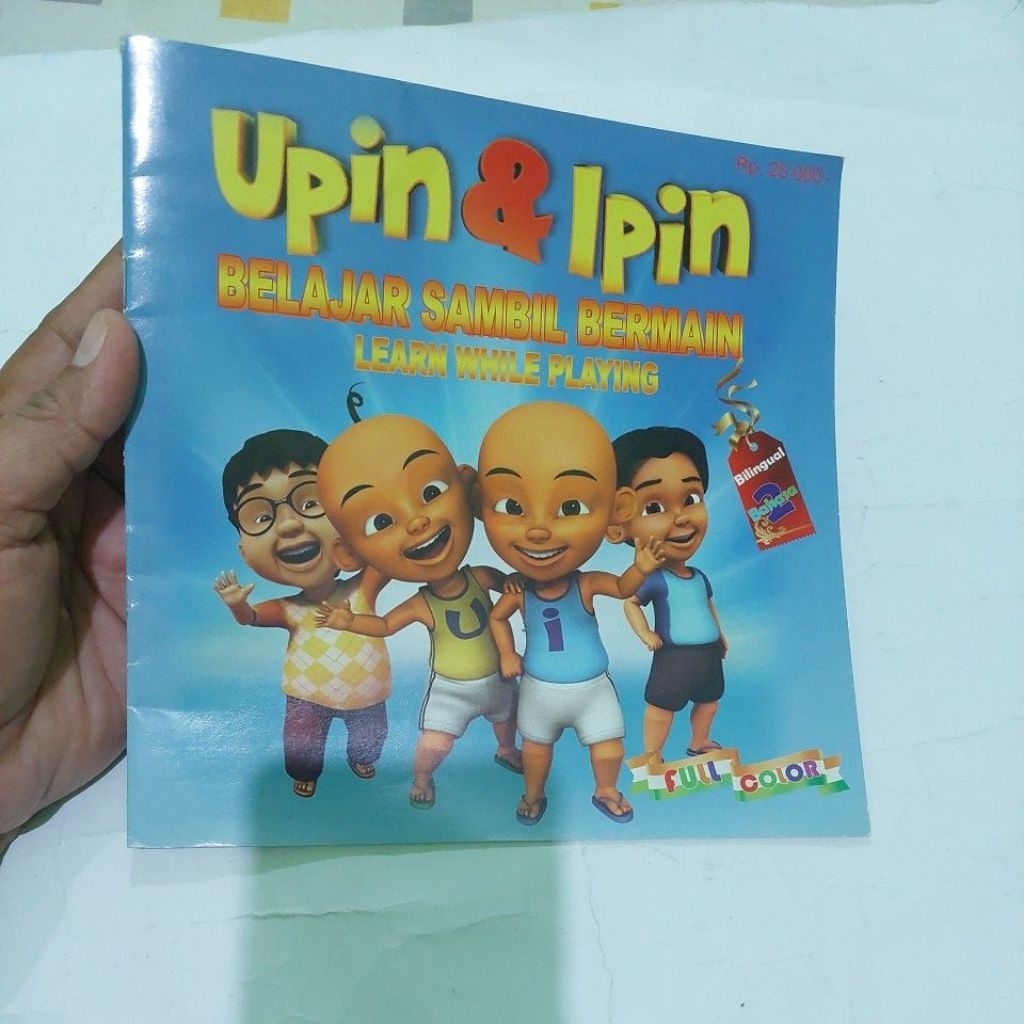 BUKU CERITA UPIN & IPIN BELAJAR SAMBIL BERMAIN