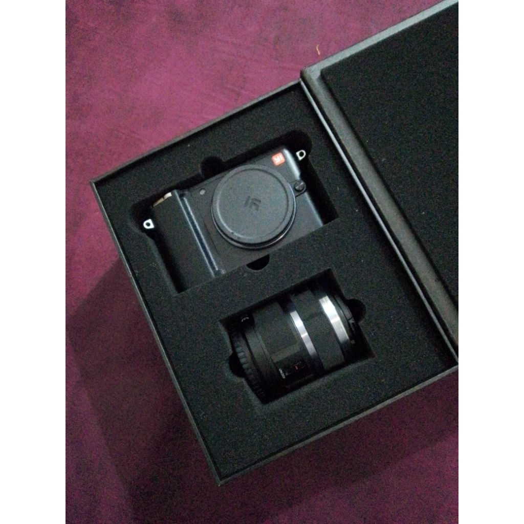 DIJUAL CEPAT – Xiaomi Yi M1 Mirrorless Like New 