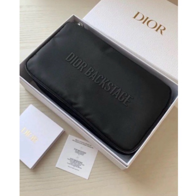 DIOR BRUSH SET AND MAKE UP POUCH