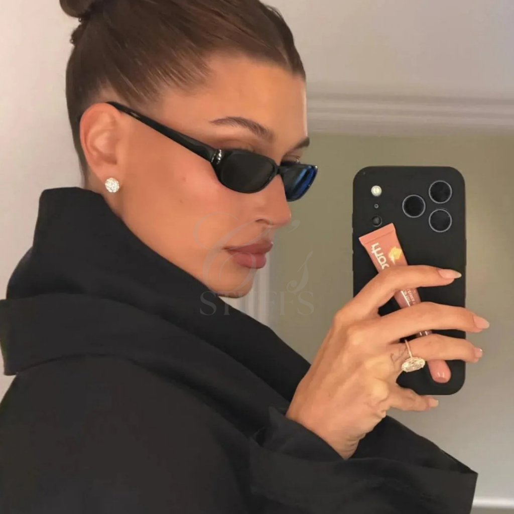 [READY] Lip Case by rhode | iPhone 17 Pro Max | Hailey Bieber