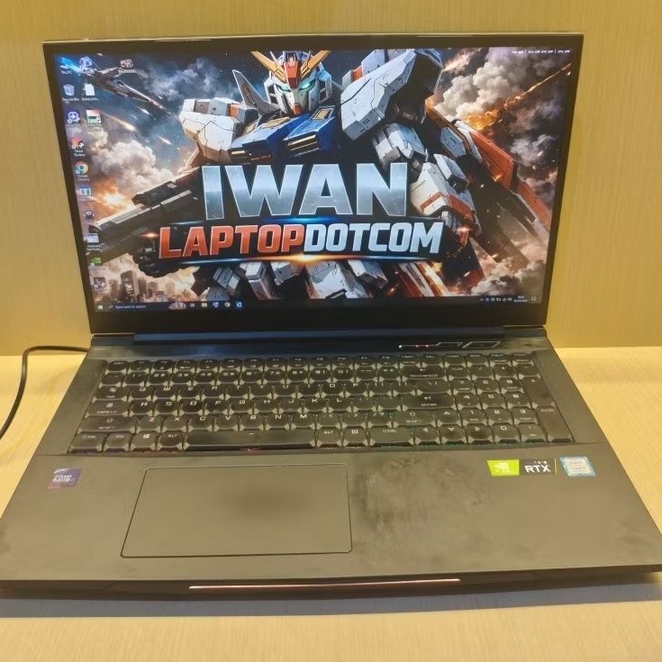Laptop Gaming Sultan - Aftershock Clevo Apex 17 RTX 2070 i7 gen8 16gb/512gb