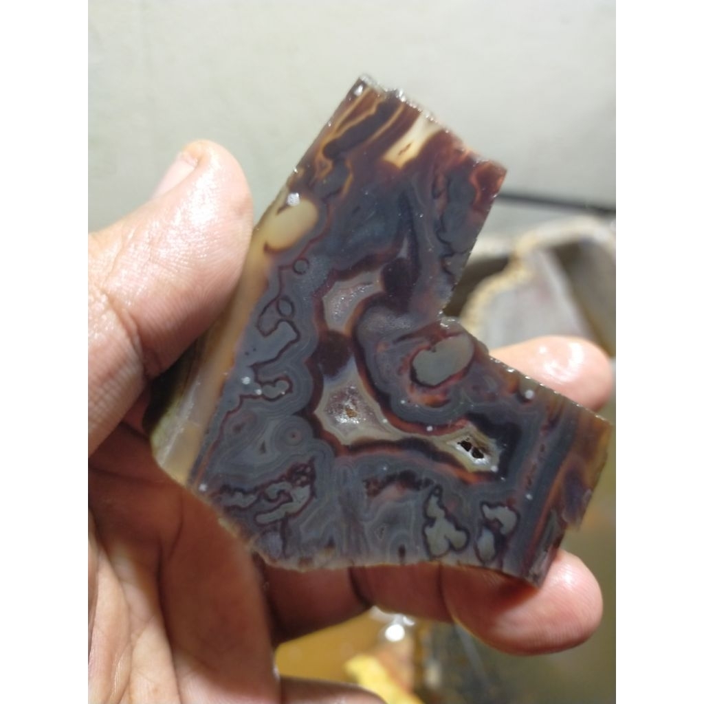 batu bahan natural sulaiman hitam