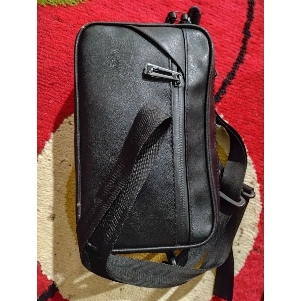 tas selempang pria bekas