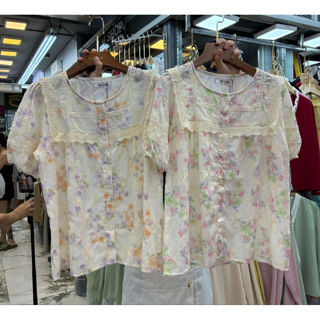 Atasan blouse katun bunga kancing tangan pendek wanita bordir Top Club bangkok bkk