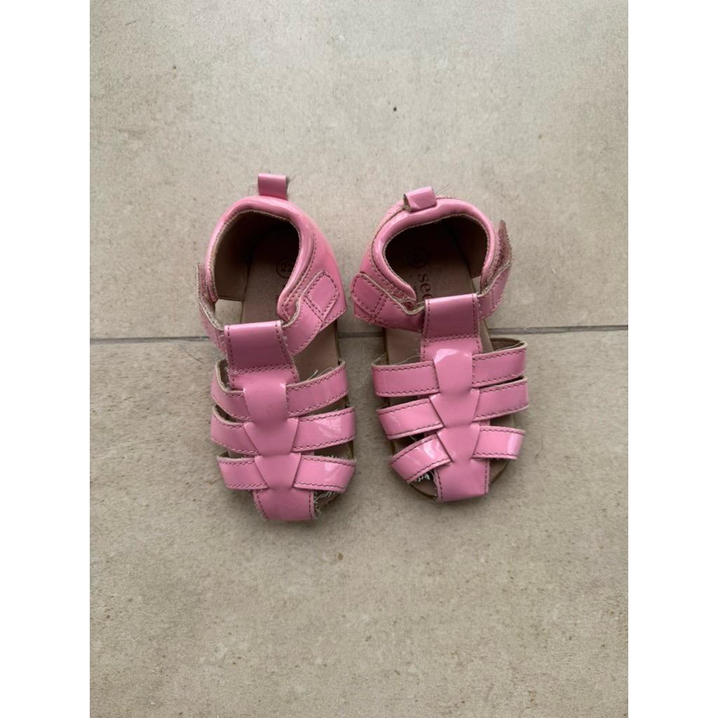 Preloved Sepatu Sandal Pink Seed Heritage size 22