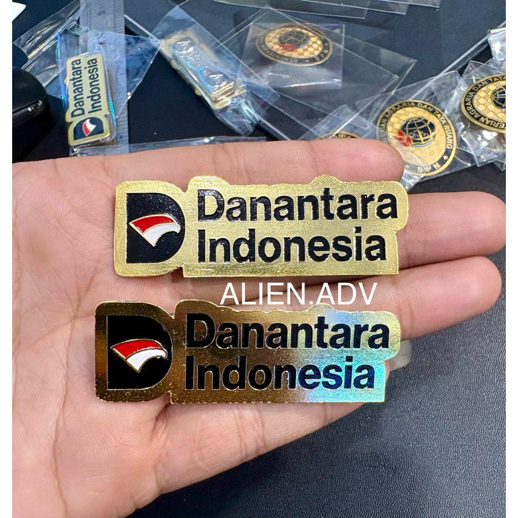 pin custom danantara Indonesia bahan Kuningan