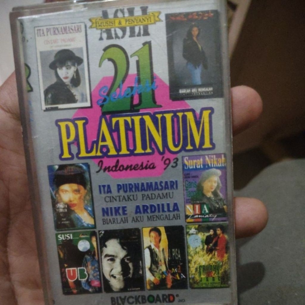 kaset pita 21 platinum nike ardilla