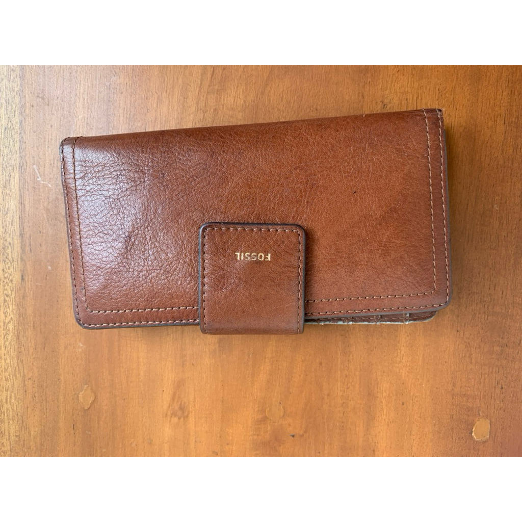 Preloved Dompet Fossil