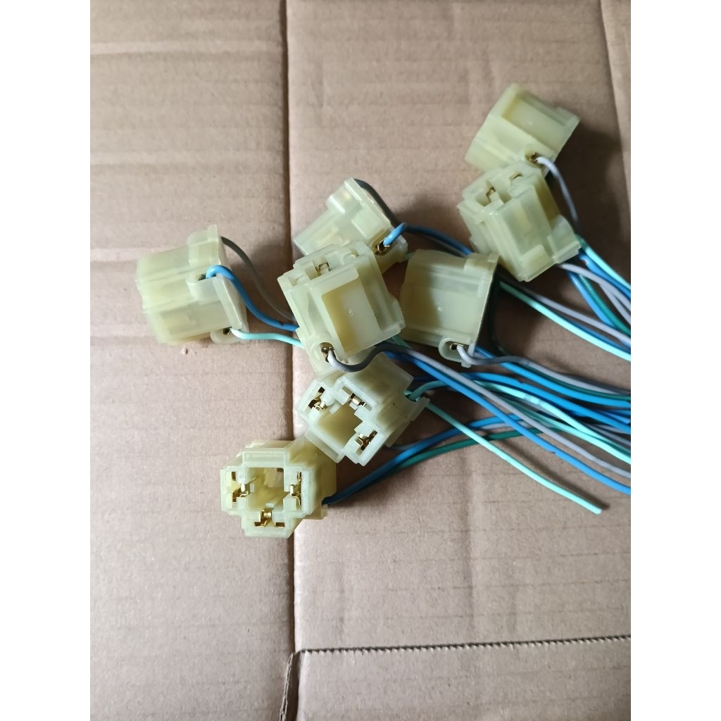 soket lampu H4 buat mobil motor original